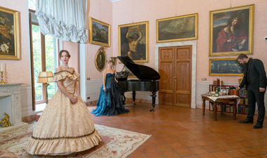 Opera and Champagne in the Secret Apartment