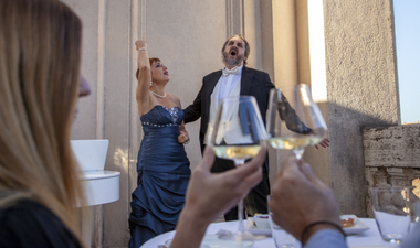 Valentine's Day: Romantic Opera and Aperitivo in Piazza Navona