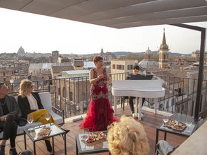 Rooftop Bar Opera Show: The Great Beauty in Rome