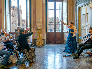 Siena: intimate Opera concert and tour in Piazza del Campo