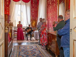 Siena: intimate Opera concert and tour in Piazza del Campo