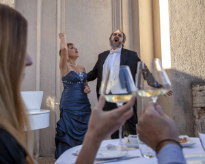 Valentine's Day: Romantic Opera and Aperitivo in Piazza Navona
