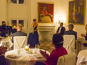 Opera and aperitivo in New York: a taste of Rome