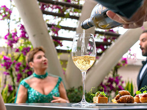 Opera in Naples: Rooftop Concert & Aperitivo at Sunset